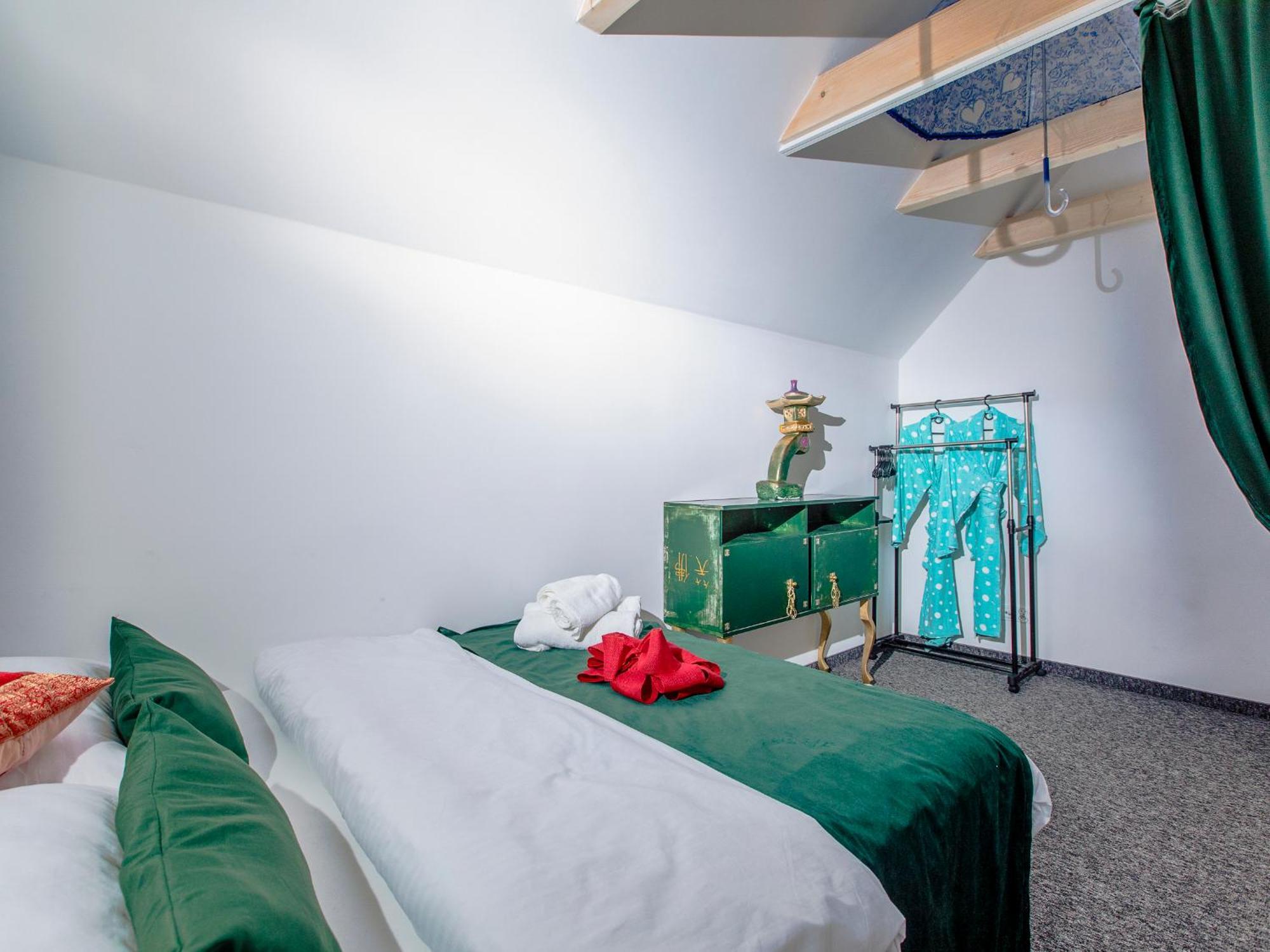 Temple Luxury Resort Rewal Quarto foto